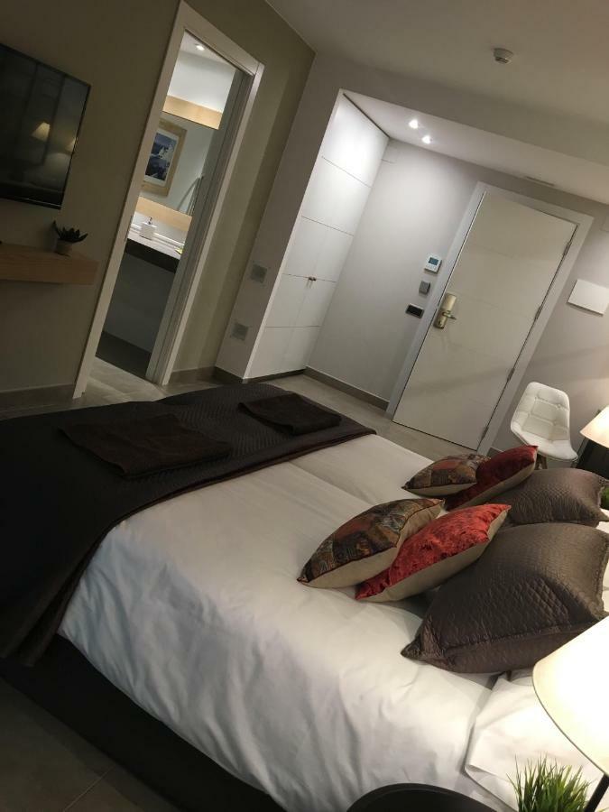 Hotel Calabria La Garriga Eksteriør bilde
